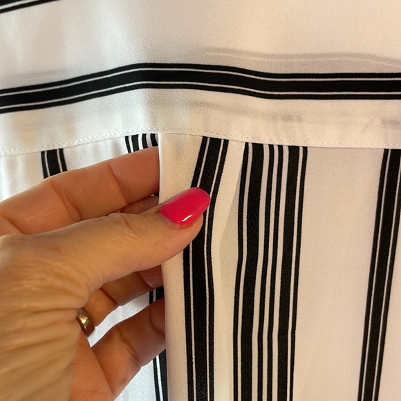 RELATIVITY women’s black white striped button down blouse / top / tunic size L - Picture 8 of 10